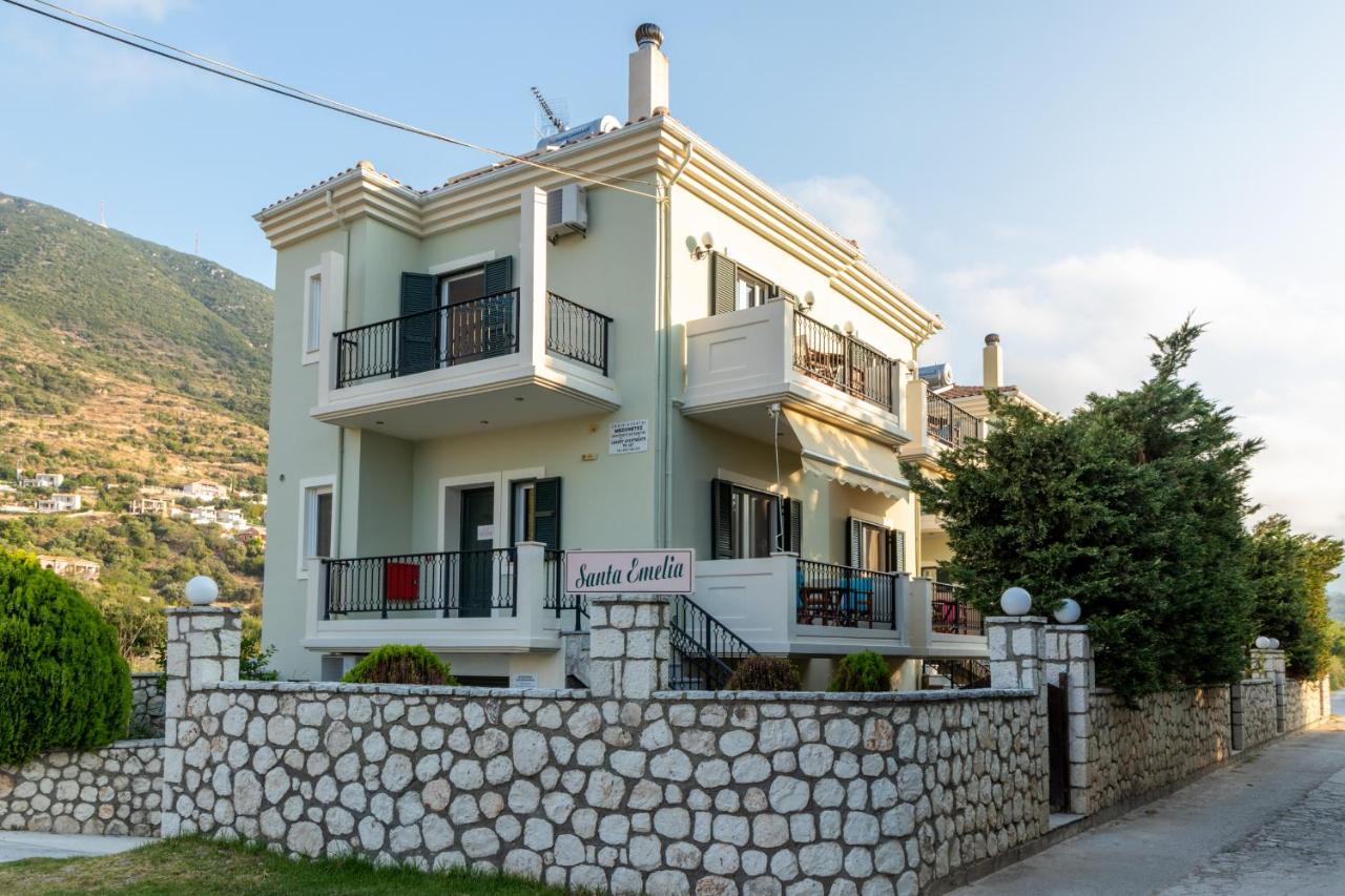 Aparthotel Santa Emelia Vassiliki Esterno foto