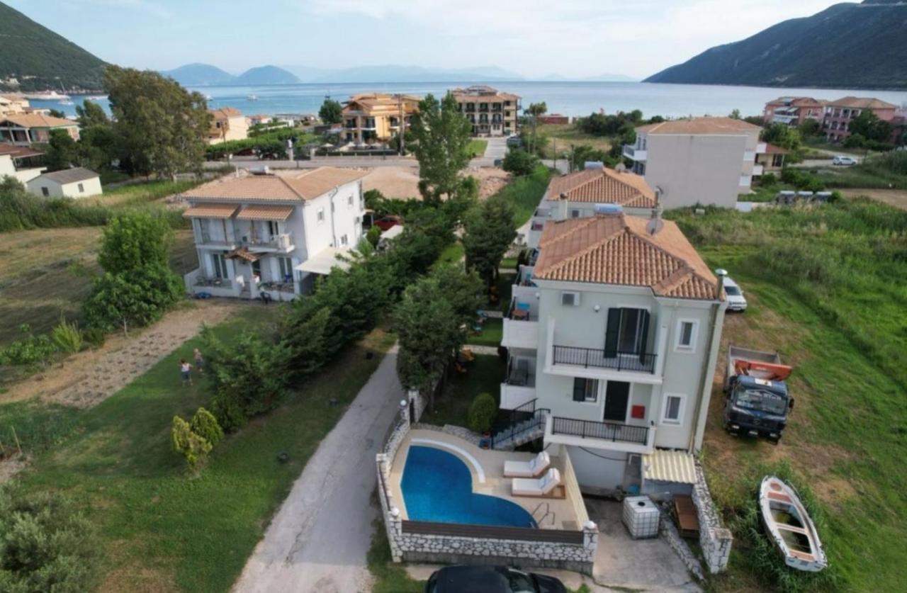 Aparthotel Santa Emelia Vassiliki Esterno foto
